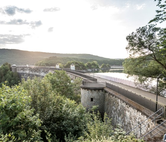 Zicht op de Urft stuwdam, © Eifel Tourismus GmbH, Dominik Ketz