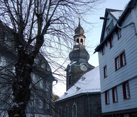 Ev. Kirche Winter