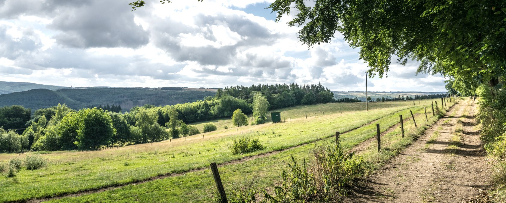 Wandern Rursee-Höhenweg, © Eifel Tourismus GmbH, Dominik Ketz