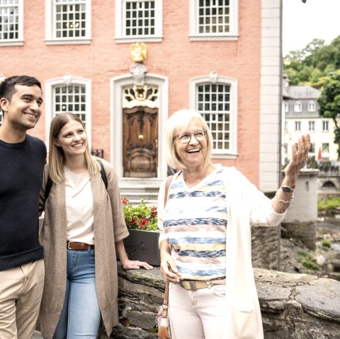 Rondleiding door de stad, © Eifel-Tourismus GmbH, Dominik Ketz