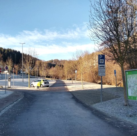 Wandelaars parkeerplaats Haus Rurseeklänge, © Rursee-Touristik GmbH