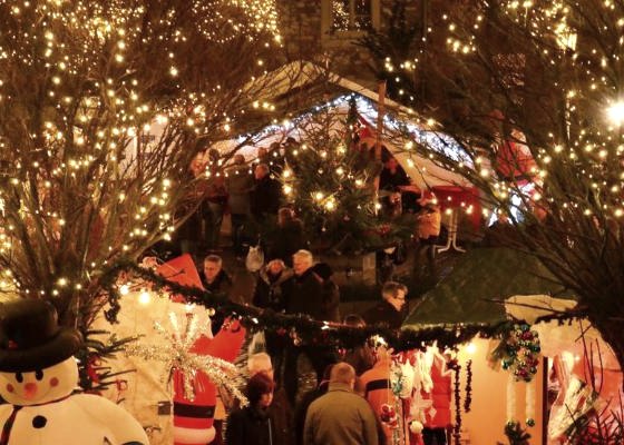 Weihnachtsmarkt auf dem Alten Markt, © Stolberg-Touristik