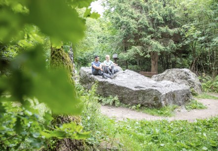 Pause an Kaiser Karls Bettstatt, © Eifel-Tourismus GmbH, shapefruit AG A. Röser