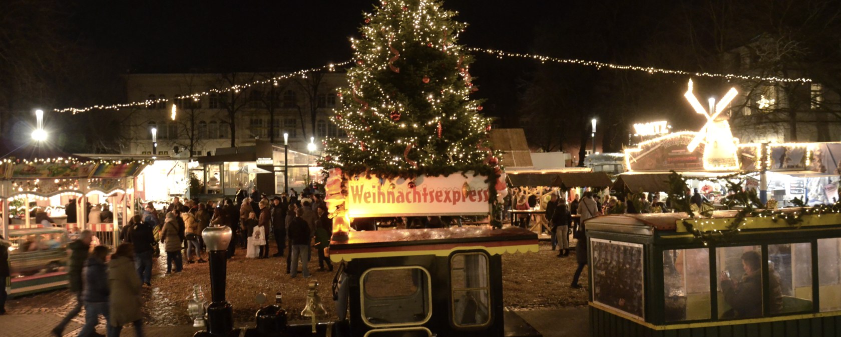Kupferstädter Weihnachtstage Kaiserplatz, © Dirk Müller