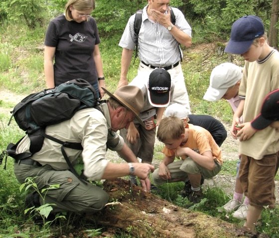 Ranger mit Familie, © Nationalpark Eifel S.Wilden