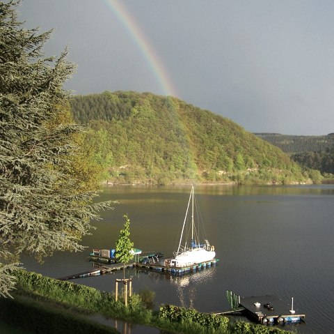 Regenbogen über den Rursee, © Uwe Breda