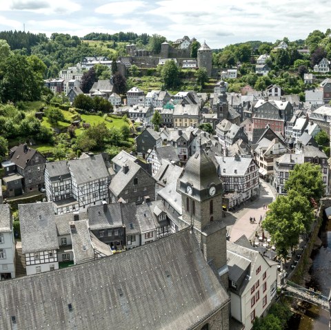 Über den Dächern von Monschau, © Eifel-Tourismus GmbH, Dominik Ketz