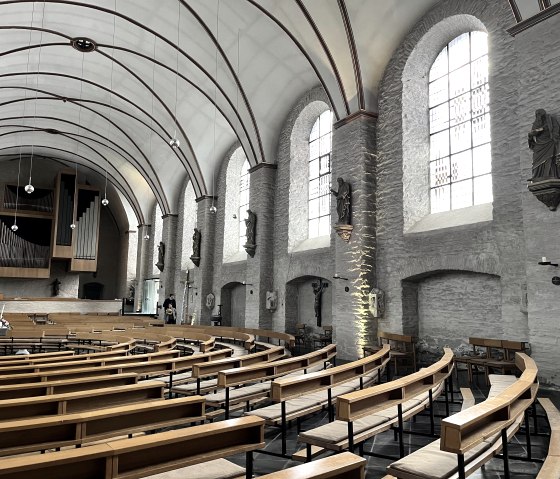 Aukirche van binnenuit, © Monschauer Land Touristik e.V.